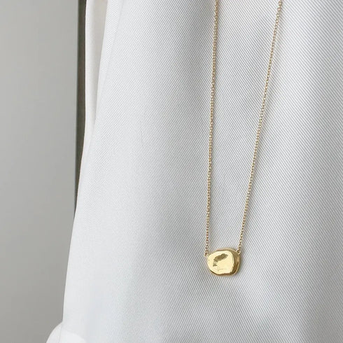 Lulu long necklace